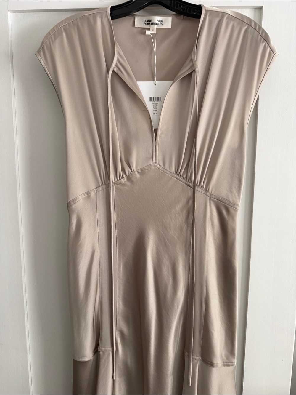 Diane von Furstenberg Neutral Taupe V-Neck Cap Sleeve Midi Dress